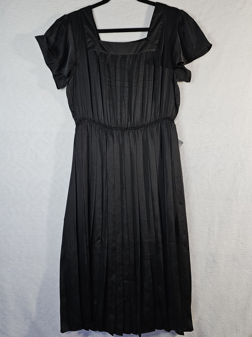 DR2 Black Pleated Midi Dress with Square Neck